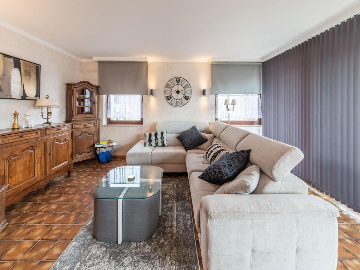 Beautiful Apartment For 7 Adults In Malmedy Eksteriør bilde